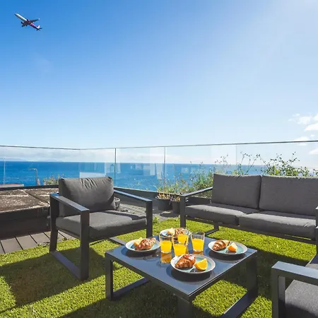 Aqui Ha Casa By Atlantic *